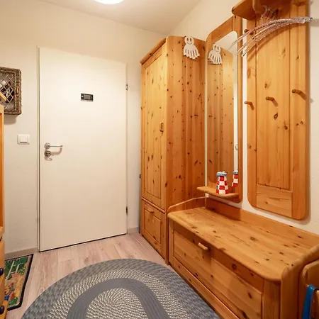 Delf'inn - Dein Maritimes Refugium Zwischen Und Hafen